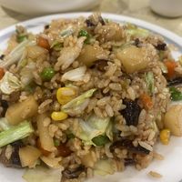Vegetable fried rice. Portion size and flavour were both great.  at Hóng Lín SùShí LiàoLǐ in Taipei