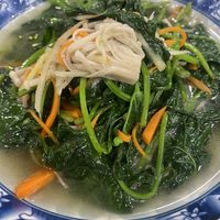 Sweet potato leaves with shrooms.   at Hóng Lín SùShí LiàoLǐ in Taipei