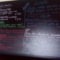Menu in Portuguese at O Burrito in Coimbra