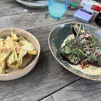 Artisjoke and eggplant with hummus  at Murni Food in Antwerpen