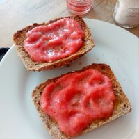 Toast with tomatoes at Top Coffee Shop in Cadiz