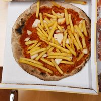 Vegan patatosa: mozzarella and fries at Al Carmine in Padua