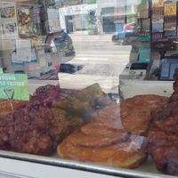 Top shelve donuts are vegan at Colorado Donuts in Los Angeles