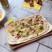 Flammkuchen mit Zwiebeln und "Speck" at Strandbad Pilsensee in Seefeld