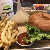 Vegan Blackbean Burger, Vegan bun, lettuce, tomato, pickle, grilled onion, avoc at Grassburger in Durango