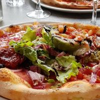 Vegan pizzas at La Piazza Papa in Aix-en-provence