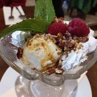 Pecan caramel ice-cream at The Horseshoe in Warlingham