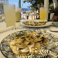 Carpaccio aus Pilzen  at Pulse in Crete