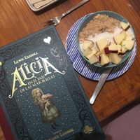 Cuenco caballo verde. at La Tienda de Los Unicornios in Granada