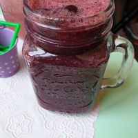 Natural raspberry, cranberry and mint juice at Veg & Bake in Santiago