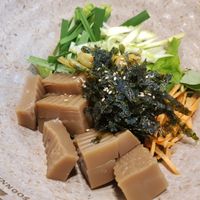 Acorn jelly rice bowl at Soonnam Siraegi in Seoul