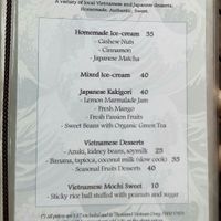 Desertoj en la menuo at U Cafe in Hoi An