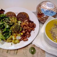 Azuki beans burgers, green peas bread and soup at Celeiro - Saldanha in Lisbon