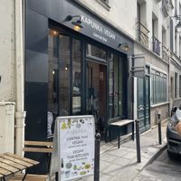Front of the restaurant   at Kapunka Vegan in Paris