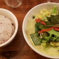 Green curry at Kapunka Vegan in Paris