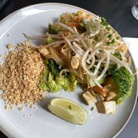 Pad Thai at Kapunka Vegan in Paris