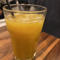 Thé Thai glace coco à la mangue  at Kapunka Vegan in Paris