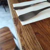 Ant 2: this one i called Anthony. But it didn't respond at Kapunka Vegan in Paris