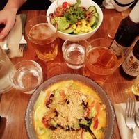 Poke bowl at Kapunka Vegan in Paris