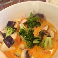 Panang curry at Kapunka Vegan in Paris