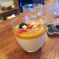 Mango panna cotta at Kapunka Vegan in Paris