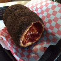 Oreo and red fruits roll at Crispy Rolls in Bogota