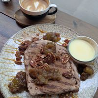 Vegan French toast at Hampton & Vouis in Manchester