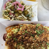 Pam Pam vegan und Salat mit jalapeño   at Cool Cats in Chamonix-mont-blanc