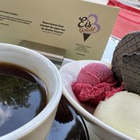 vegan ice cream, not the usual flavours 😍  at Eisgeliebt in Schweinfurt