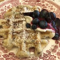 Waffel Beere  at vevi Café - vegan specialities in Cologne