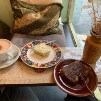 Avocado Lime Cake & Banana Bread at vevi Café - vegan specialities in Cologne