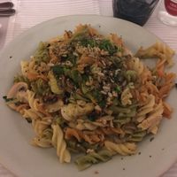Vegan plate : pasta, sautéed vegetables, tofu at Abrigo da Alma in Tomar
