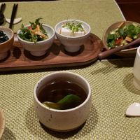 Appetizer, mushroom soup, and okra dry tofu dish at Mi Xun TeaHouse 谧寻茶室 in Chengdu