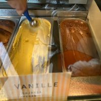 Chocolate and vanilla ice cream   at Softeisbude in Leipzig