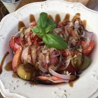 Tomate salad at Pane & Vino in Evora