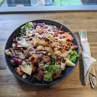 Earth Bowl at Vedans in Bayreuth