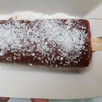 With topping at Anjuna Ice Pops - Sas utca in Budapest