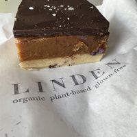 Raw chocolate date treat   at Linden Organic in Gilbert