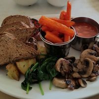 Vegan breakfast with gluten free bread at Surf's Up Cafe in Enniscrone