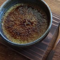 Green tea matcha crème brûlée  at Ryukishin - Richelieu in Paris