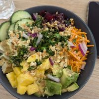Tofu poke bowl at La Pepite in Marseille
