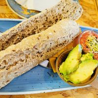 Avocado and tomate toast at Andrea's Brunch in Tarifa