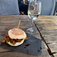 Seitan Sandwich and wine at Villa 6 in Sintra