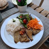 We eat 2 at Villa 6 in Sintra