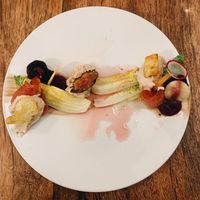 Winterse salade van bieten met notenkaas 👌🏼  at Lento in Hasselt