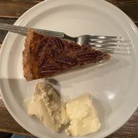 Pecan pie  at Otis in Hiroshima