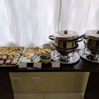 Dois tipos de sopa e uns aperitivos do lado at Salus Veg - Rua Mexico in Curitiba