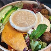 falafel tahini salad  at Dean & David - Hauptbahnhof in Munich