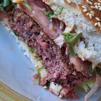 Juicy Burger angeschnitten at Miss PeppeR in Wietzendorf