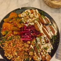 Vegan mezze plate at Libanezza in Antwerpen